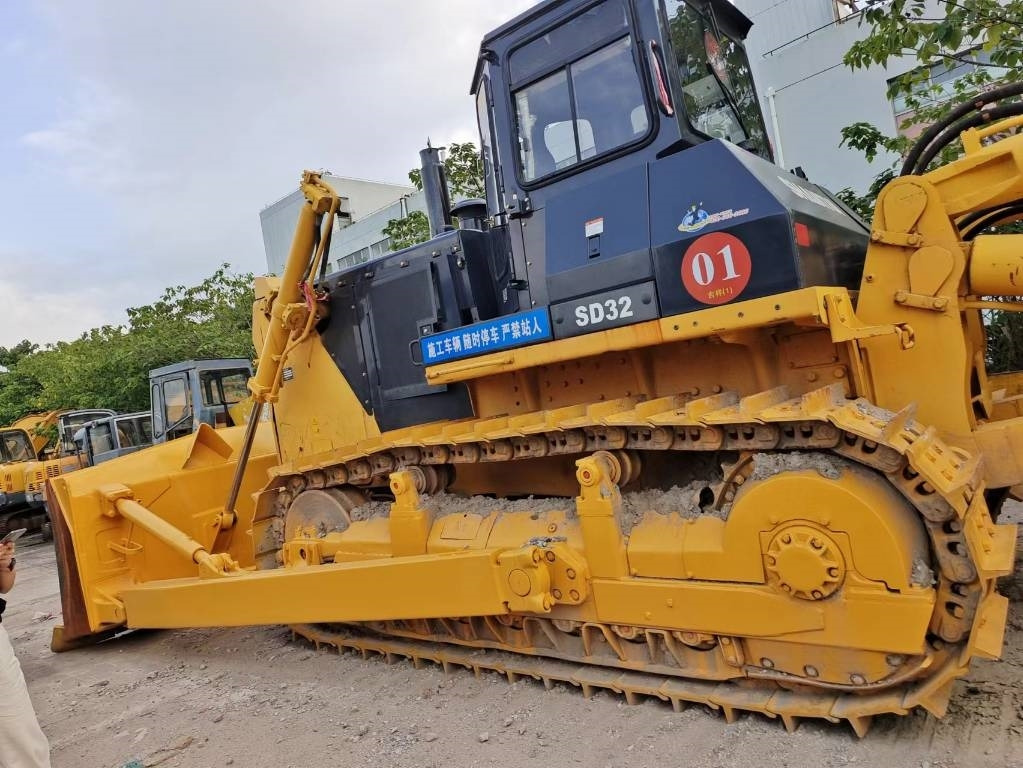 Shantui SD 32 - Bulldozer: gambar 3 Shantui SD 32 - Bulldozer: gambar 3