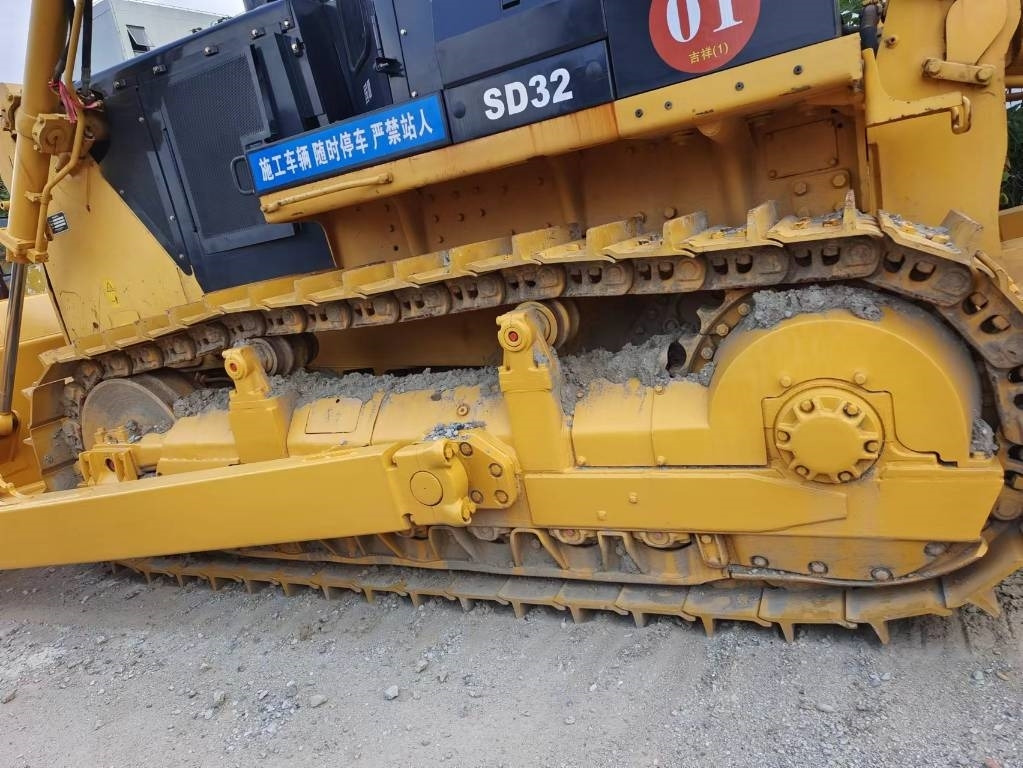 Shantui SD 32 - Bulldozer: gambar 2 Shantui SD 32 - Bulldozer: gambar 2