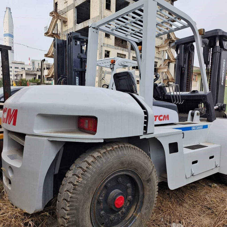 TCM FD 100 - Forklift diesel: gambar 3 TCM FD 100 - Forklift diesel: gambar 3