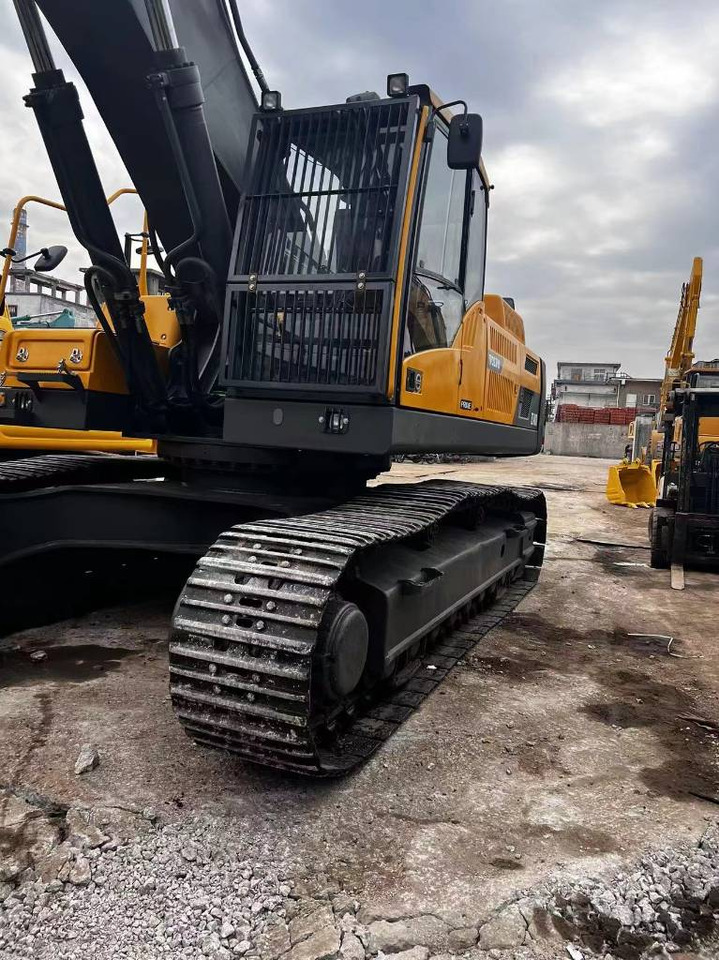 Volvo EC 480 D L - Ekskavator perayap: gambar 4 Volvo EC 480 D L - Ekskavator perayap: gambar 4