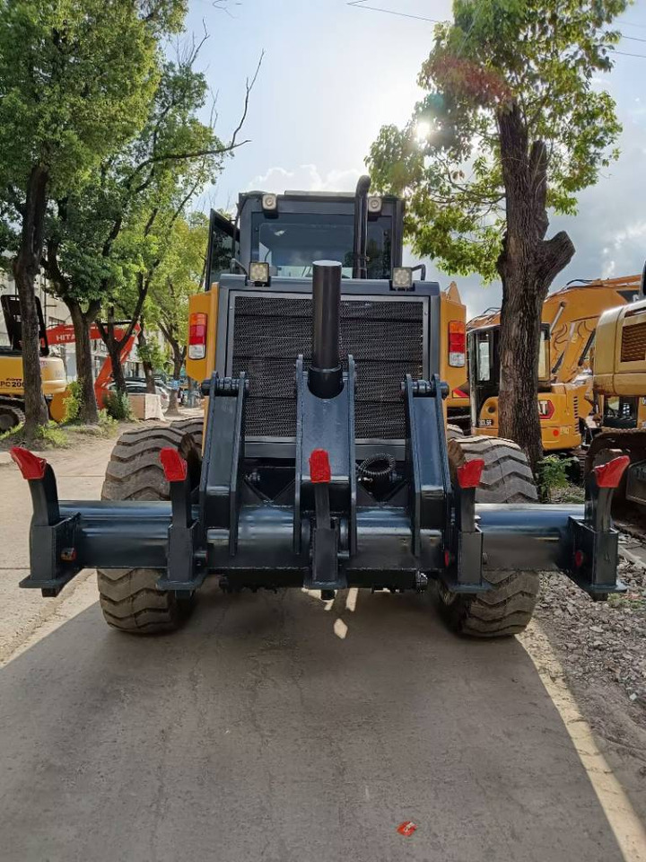 XCMG GR 2153 - Grader: gambar 2 XCMG GR 2153 - Grader: gambar 2