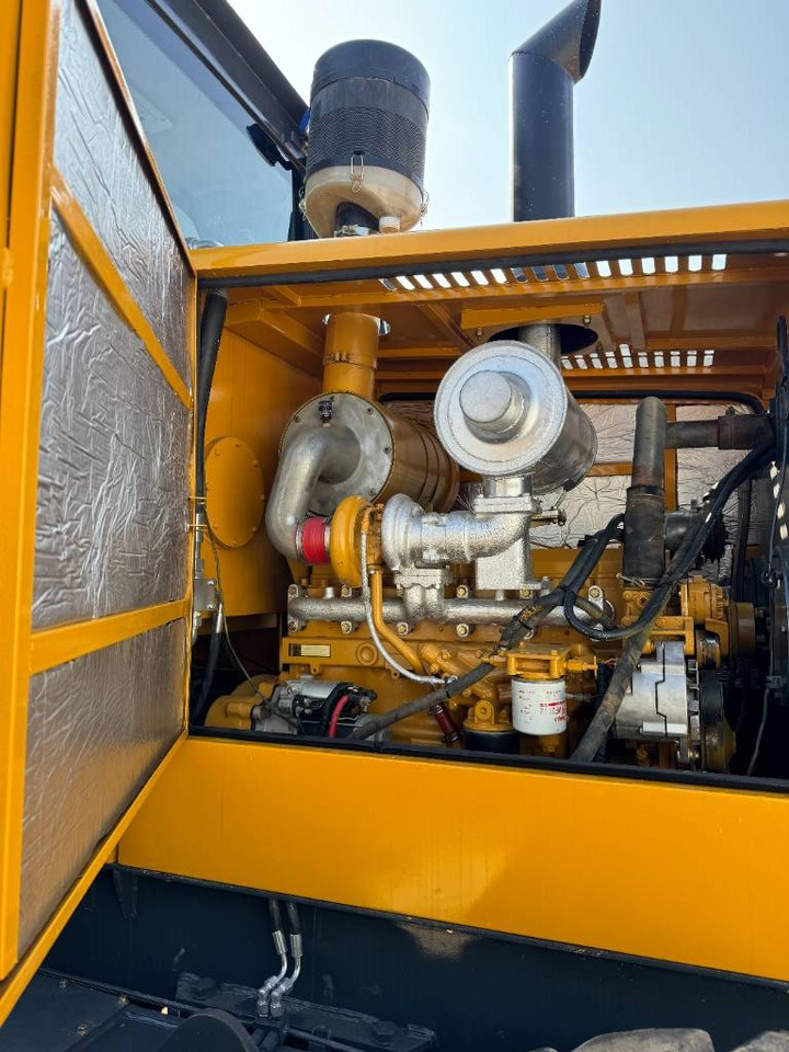 XCMG GR 2153 - Grader: gambar 5 XCMG GR 2153 - Grader: gambar 5