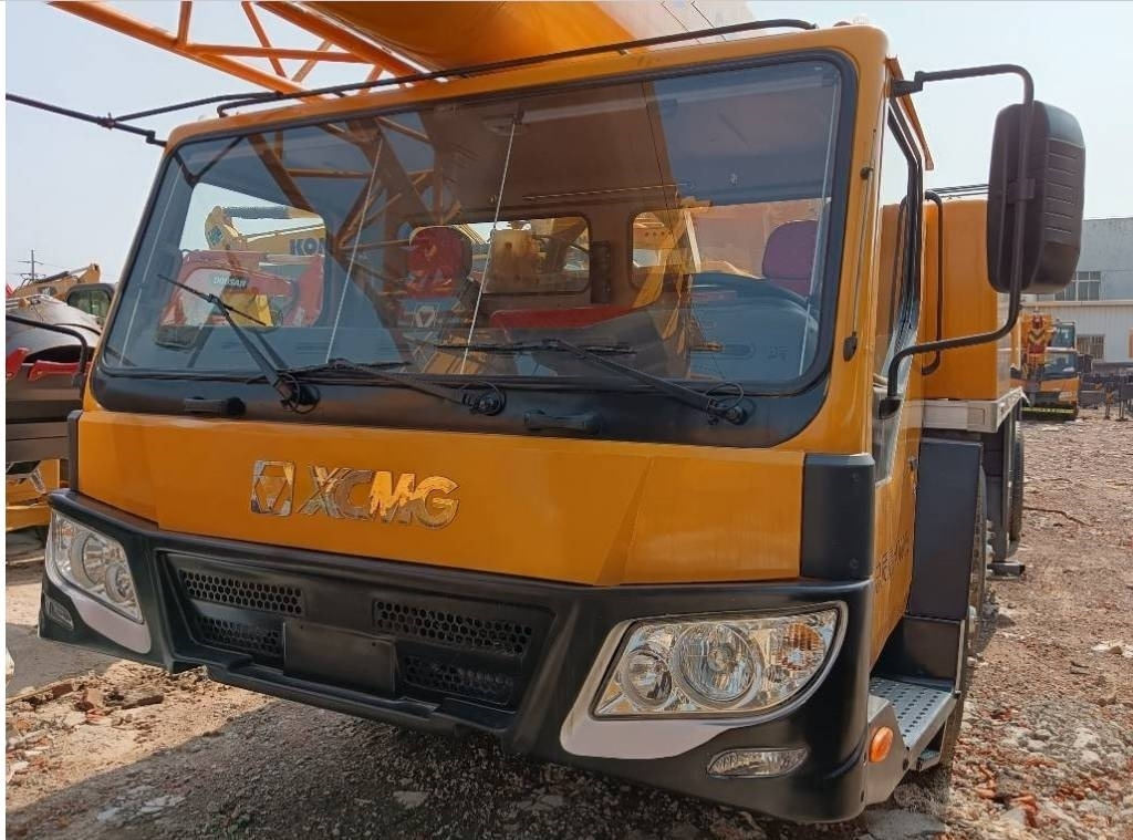 XCMG QY 70 K - Derek semua medan: gambar 5 XCMG QY 70 K - Derek semua medan: gambar 5