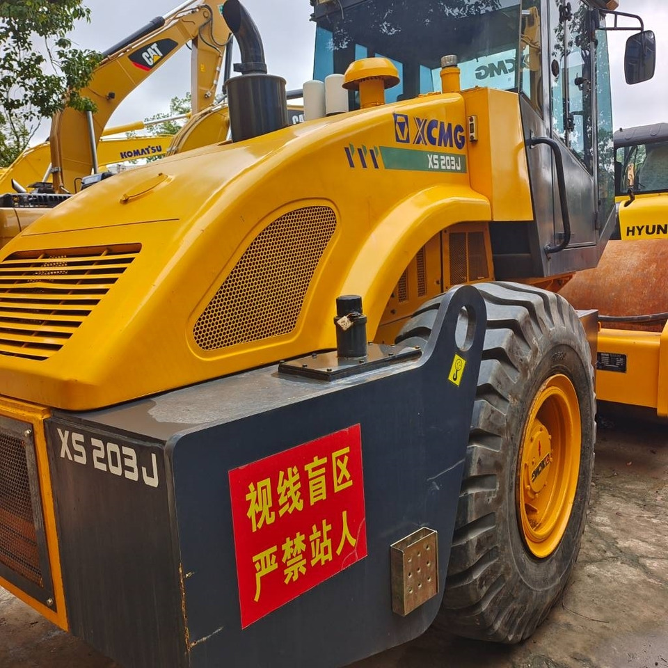 Pemadat XCMG XS 203 J: gambar 19