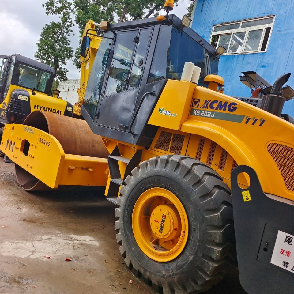 Pemadat XCMG XS 203 J: gambar 17