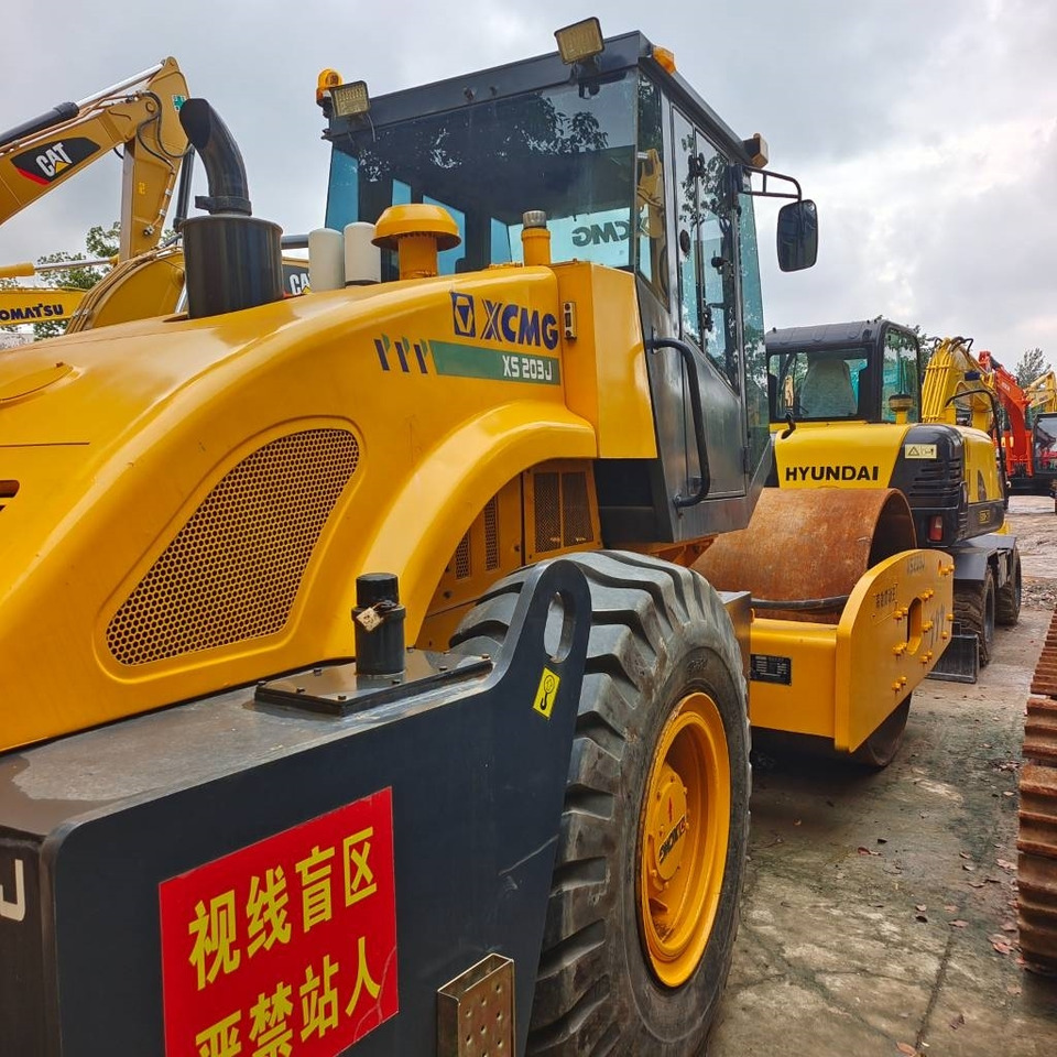 Pemadat XCMG XS 203 J: gambar 21