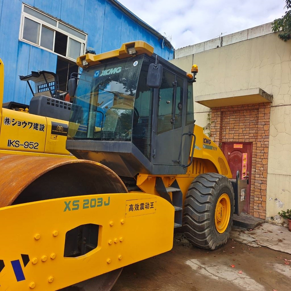 Pemadat XCMG XS 203 J: gambar 9