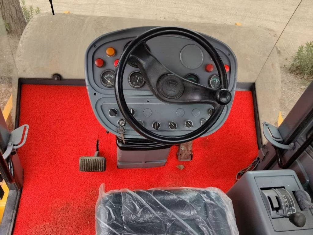 XCMG XS 223 J - Pemadat: gambar 5 XCMG XS 223 J - Pemadat: gambar 5