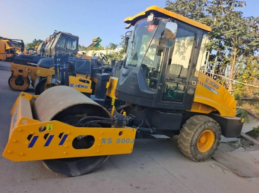 XCMG XS 800 J - Pemadat: gambar 1 XCMG XS 800 J - Pemadat: gambar 1