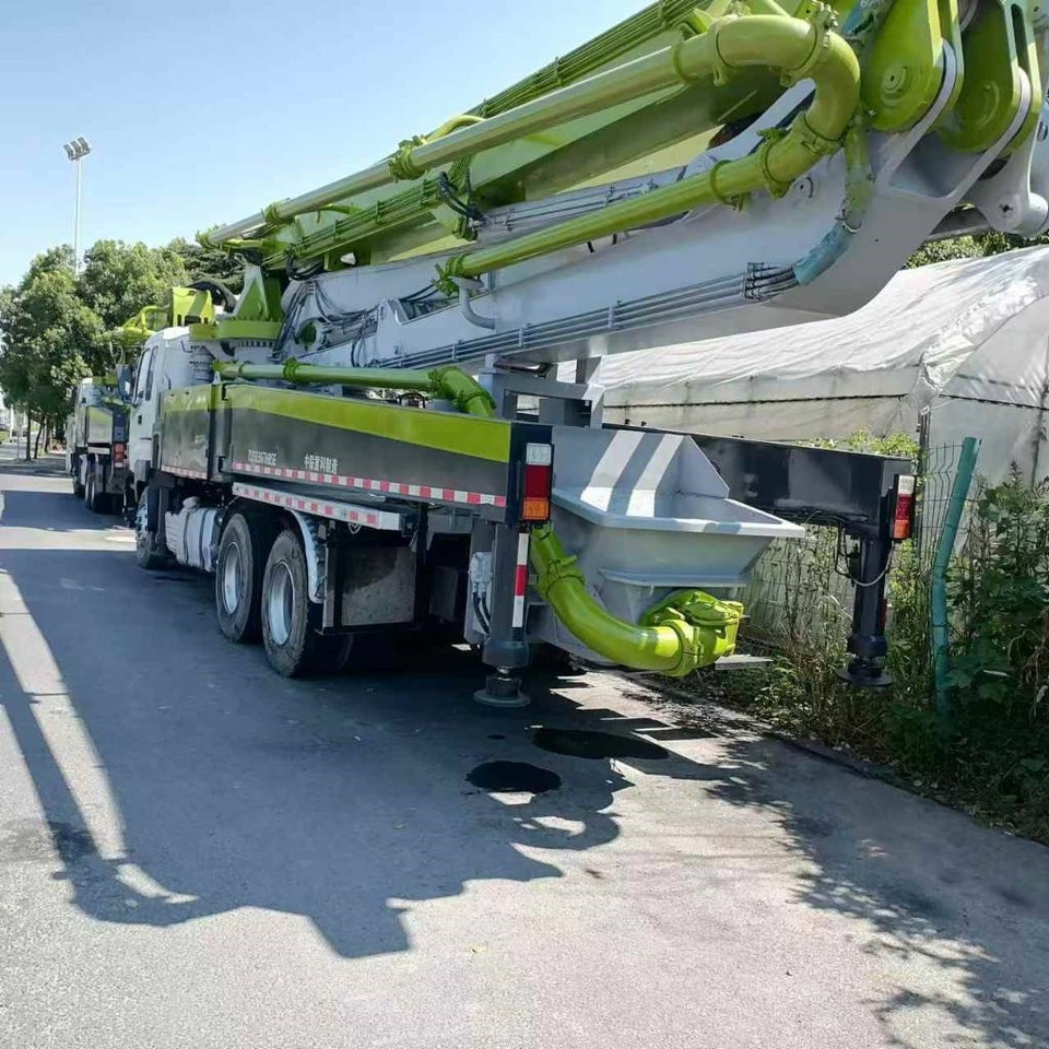 Zoomlion ZLJ 5336 THBSE - Truk pompa beton: gambar 2 Zoomlion ZLJ 5336 THBSE - Truk pompa beton: gambar 2