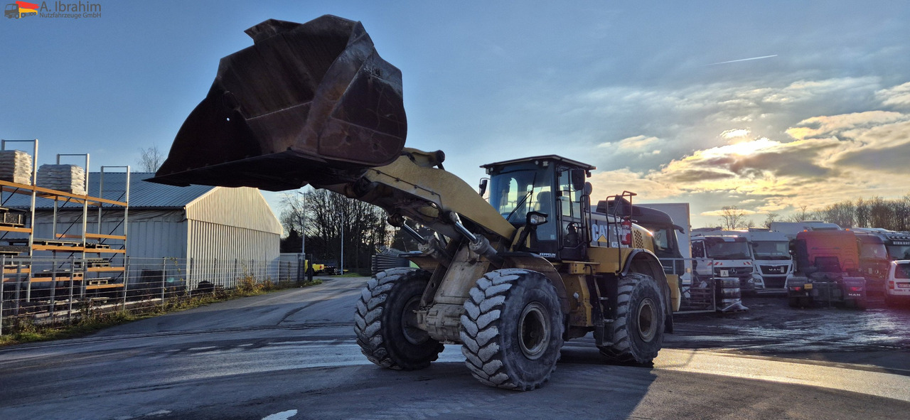CAT 966 MXE | CAT Payload System | Klimaanlage | Rückfahrkamera | Schaufel - Wheel loader: gambar 1 CAT 966 MXE | CAT Payload System | Klimaanlage | Rückfahrkamera | Schaufel - Wheel loader: gambar 1