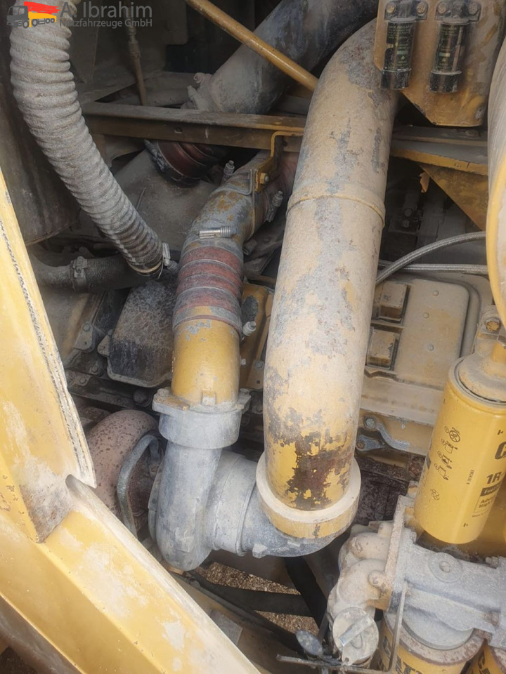 CAT 990 Zustand gut, Video vorhanden ohne Ketten!!, fertig zur Verladung - Wheel loader: gambar 3 CAT 990 Zustand gut, Video vorhanden ohne Ketten!!, fertig zur Verladung - Wheel loader: gambar 3