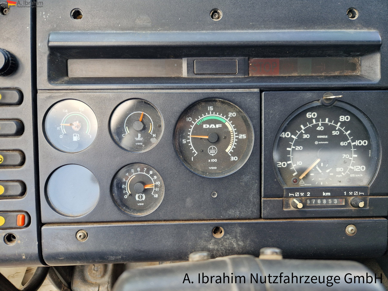 Daf CF 290 Wassertank 13500 L, Tank verzinkt Vorlauf- Lift- Lenkachse - Truk tangki: gambar 2 Daf CF 290 Wassertank 13500 L, Tank verzinkt Vorlauf- Lift- Lenkachse - Truk tangki: gambar 2