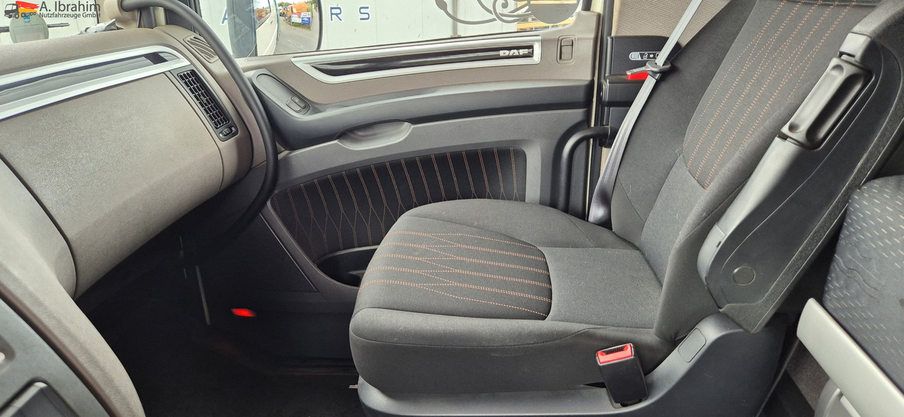 Daf XF 450 FAR Edscha Liftachse auch als Komplettzug !! - Truk dengan terpal samping: gambar 2 Daf XF 450 FAR Edscha Liftachse auch als Komplettzug !! - Truk dengan terpal samping: gambar 2