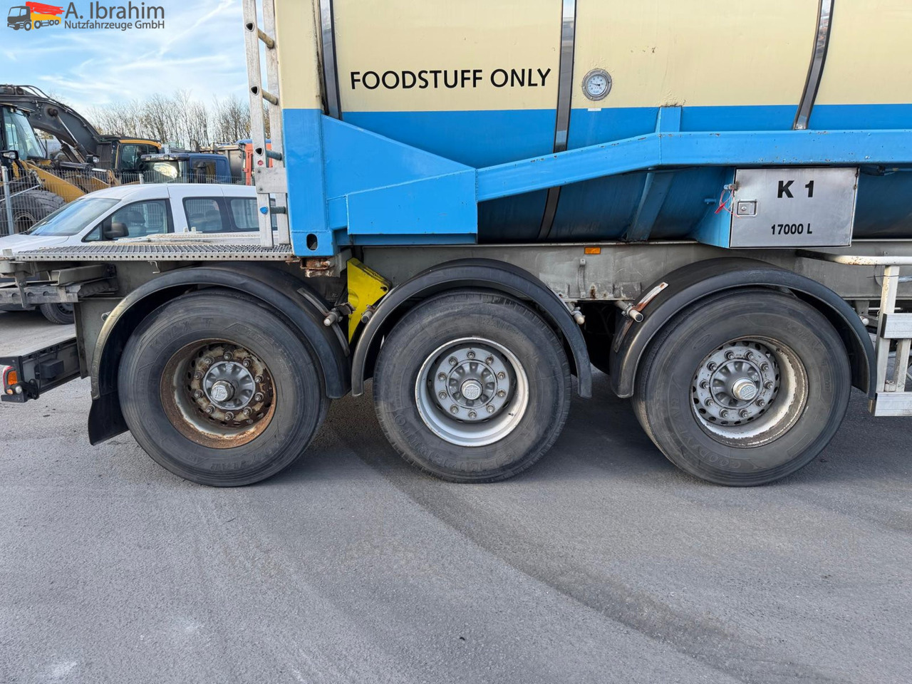 Feldbinder Lebensmittel Tank Container 26500 L | 2 Kammern | Heizung | 20 ft | Edelstahl | - Semi-trailer tangki: gambar 2 Feldbinder Lebensmittel Tank Container 26500 L | 2 Kammern | Heizung | 20 ft | Edelstahl | - Semi-trailer tangki: gambar 2