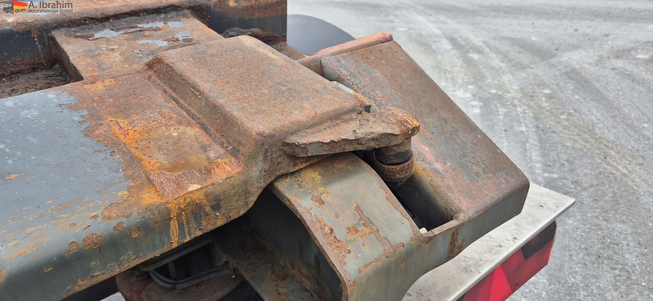 Hueffermann HSA 1870 mit Schlitten Zustand normal - Trailer lewati: gambar 3 Hueffermann HSA 1870 mit Schlitten Zustand normal - Trailer lewati: gambar 3