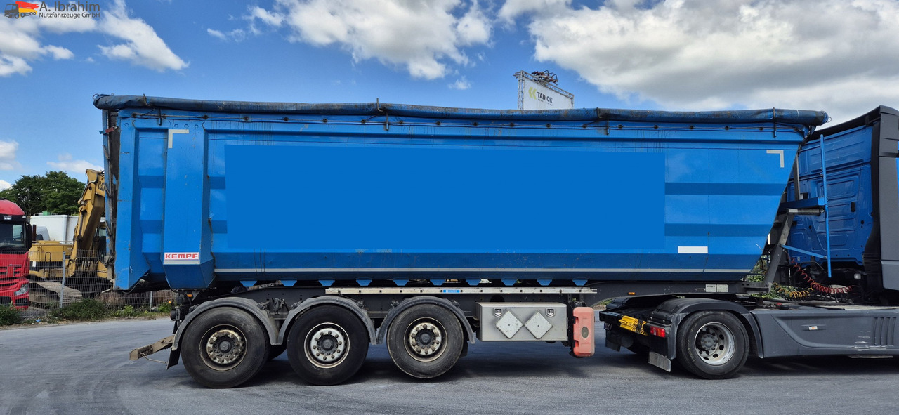 Kempf SKM 35/3 Leichter Schaden am Heck voll fahrbereit. - Semi-trailer jungkit: gambar 3 Kempf SKM 35/3 Leichter Schaden am Heck voll fahrbereit. - Semi-trailer jungkit: gambar 3
