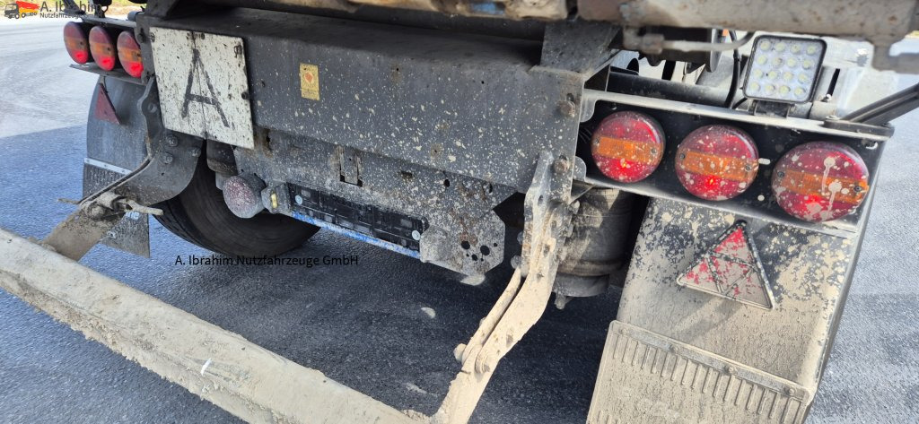 Kempf SKM 35/3 Leichter Schaden am Heck voll fahrbereit. - Semi-trailer jungkit: gambar 5 Kempf SKM 35/3 Leichter Schaden am Heck voll fahrbereit. - Semi-trailer jungkit: gambar 5