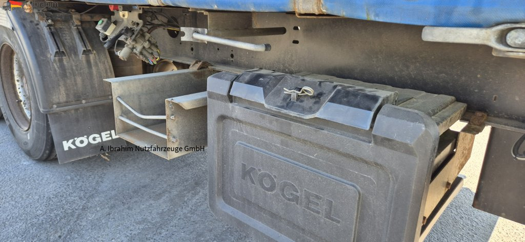 Kögel SN24 Standard, Edscha, Trommelbremse - Semi-trailer dengan terpal samping: gambar 2 Kögel SN24 Standard, Edscha, Trommelbremse - Semi-trailer dengan terpal samping: gambar 2