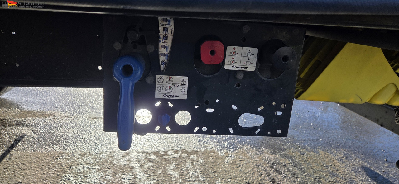 Krone SD Megatrailer Hubdach Liftachse | SAF Achsen - Semi-trailer dengan terpal samping: gambar 5 Krone SD Megatrailer Hubdach Liftachse | SAF Achsen - Semi-trailer dengan terpal samping: gambar 5