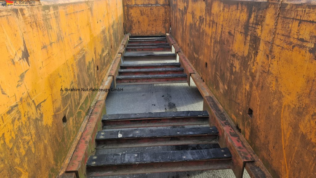 Langendorf SGL Innenlader Innenlader - Semi-trailer low bed: gambar 3 Langendorf SGL Innenlader Innenlader - Semi-trailer low bed: gambar 3
