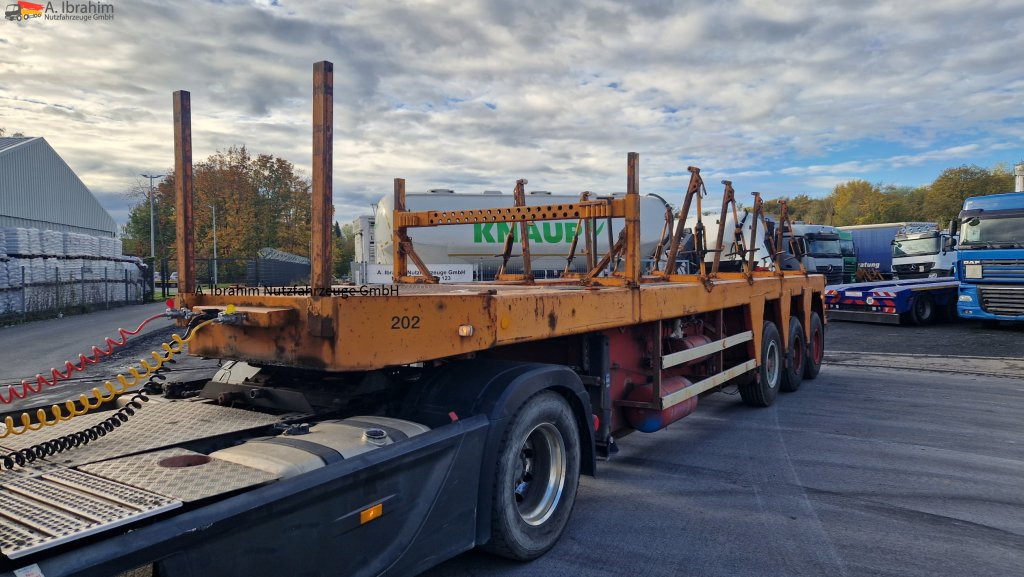 Langendorf SGL Innenlader Innenlader - Semi-trailer low bed: gambar 1 Langendorf SGL Innenlader Innenlader - Semi-trailer low bed: gambar 1