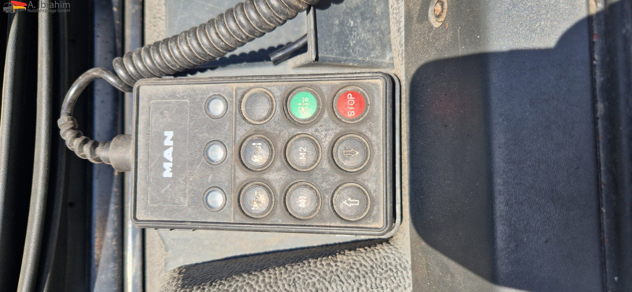 MAN 26.440 TGX, Chassis 7,80 m lang 4,85 m Radstand - Truk sasis: gambar 3 MAN 26.440 TGX, Chassis 7,80 m lang 4,85 m Radstand - Truk sasis: gambar 3