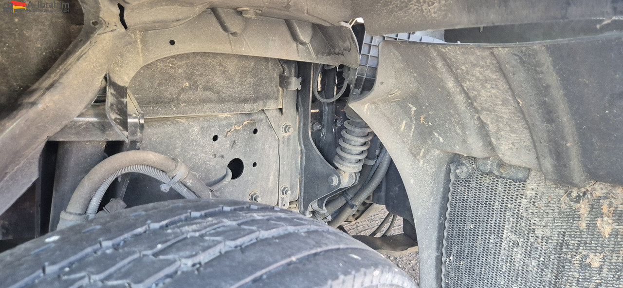 MAN TGL 8.160 4x2 Brotkoffer mit Kühlfach nicht fahrbereit ! nicht rollfähig - Van berpendingin: gambar 5 MAN TGL 8.160 4x2 Brotkoffer mit Kühlfach nicht fahrbereit ! nicht rollfähig - Van berpendingin: gambar 5