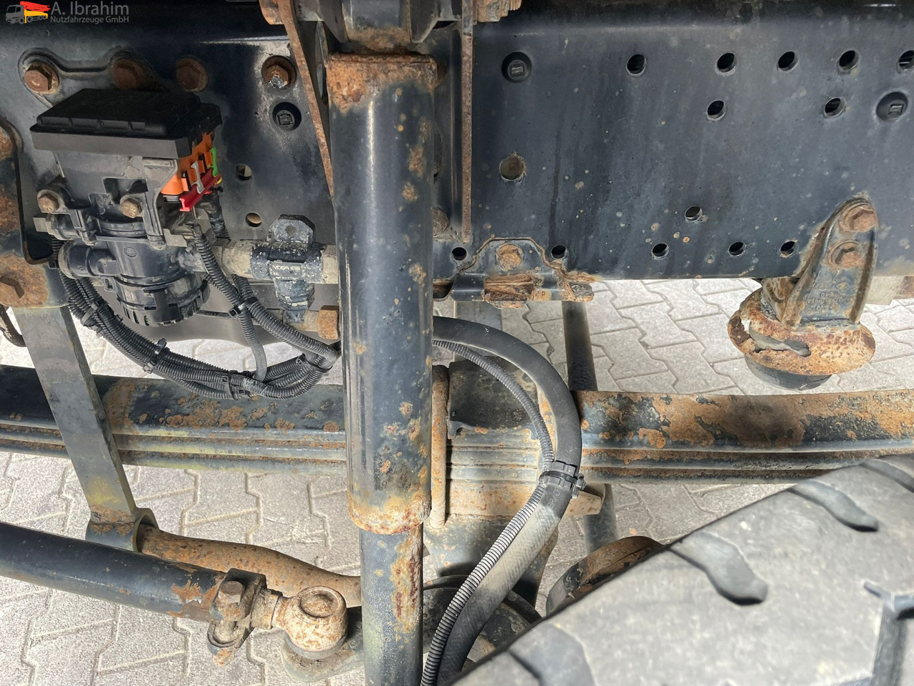 MAN TGS 26.480 Meiller 3 Seiten | 6x4 | Schalter | 3 Pedals - Truk jungkit: gambar 5 MAN TGS 26.480 Meiller 3 Seiten | 6x4 | Schalter | 3 Pedals - Truk jungkit: gambar 5