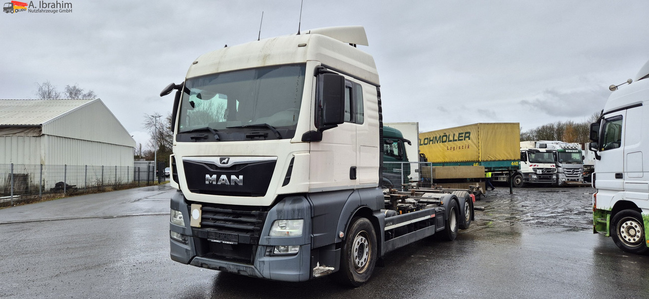 MAN TGX 26.460 Vario-Rahmen deutsches Fahrzeug. ohne Wechselbrücke - Truk dengan terpal samping: gambar 1 MAN TGX 26.460 Vario-Rahmen deutsches Fahrzeug. ohne Wechselbrücke - Truk dengan terpal samping: gambar 1