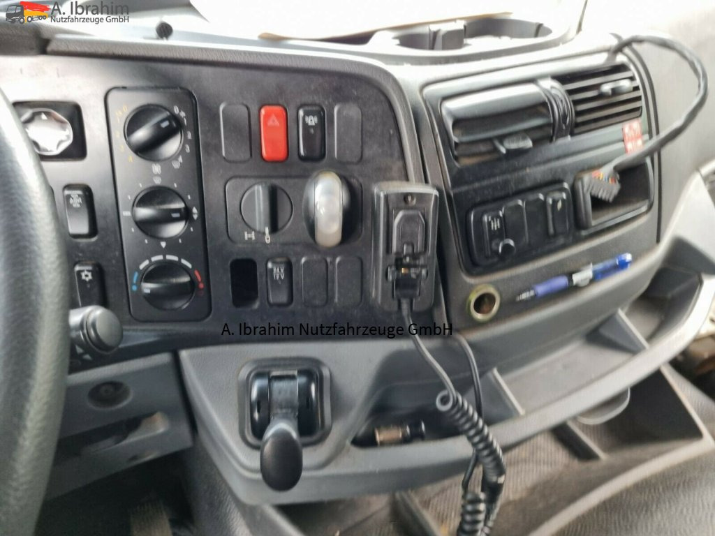 Mercedes-Benz 1824 DB 1824 Kipphydraulik, Kran MKG - Truk jungkit, Truk derek: gambar 2 Mercedes-Benz 1824 DB 1824 Kipphydraulik, Kran MKG - Truk jungkit, Truk derek: gambar 2