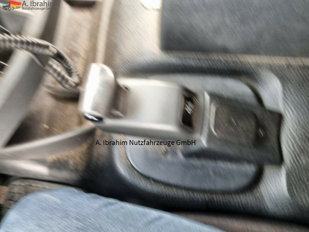 Mercedes-Benz 1824 DB 1824 Kipphydraulik, Kran MKG - Truk jungkit, Truk derek: gambar 3 Mercedes-Benz 1824 DB 1824 Kipphydraulik, Kran MKG - Truk jungkit, Truk derek: gambar 3