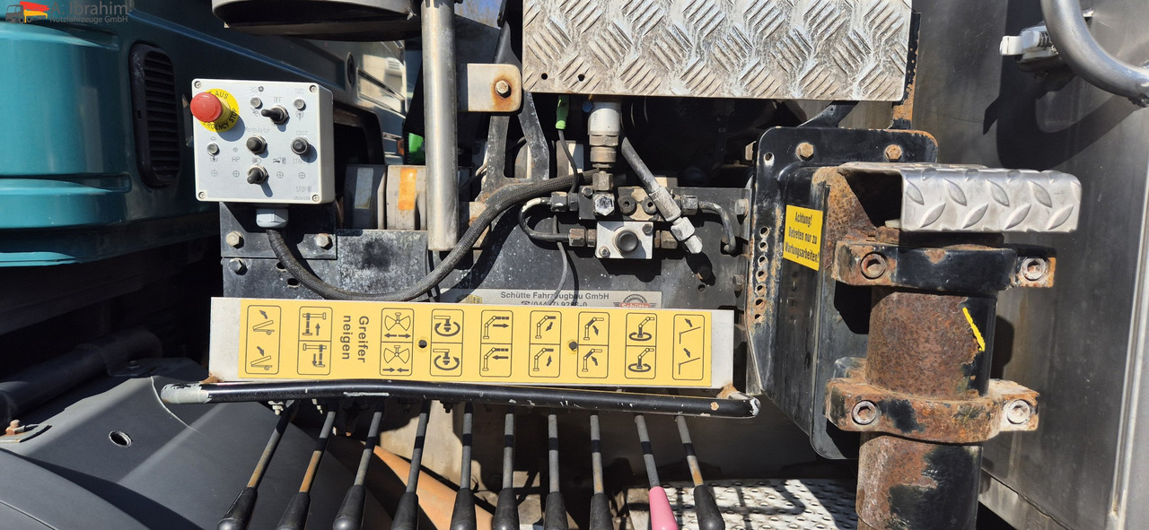 Mercedes-Benz 1824 Kipper Kran, Edelstahlaufbau Tierentsorgung - Truk jungkit, Truk derek: gambar 2 Mercedes-Benz 1824 Kipper Kran, Edelstahlaufbau Tierentsorgung - Truk jungkit, Truk derek: gambar 2