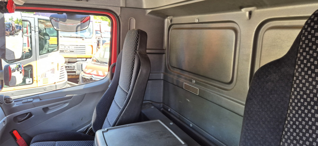 Mercedes-Benz 1829L Staplerhalterung, , Schiebeplane - Truk dengan terpal samping: gambar 5 Mercedes-Benz 1829L Staplerhalterung, , Schiebeplane - Truk dengan terpal samping: gambar 5
