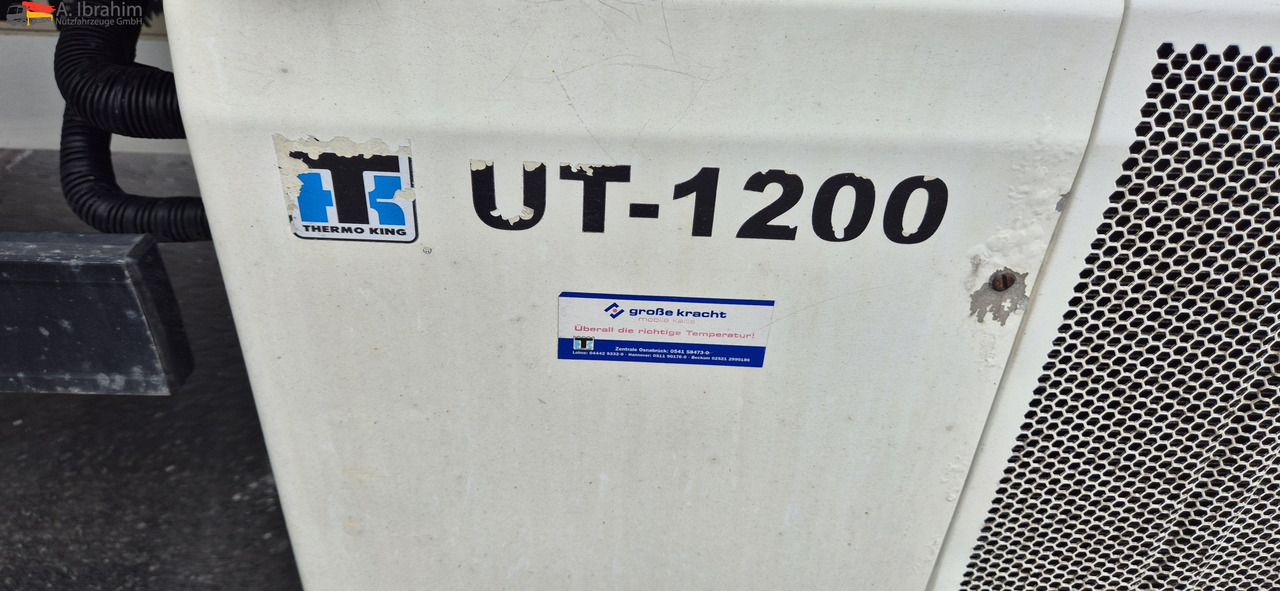 Mercedes-Benz 1830L Thermoking UT1200 - Truk berpendingin: gambar 2 Mercedes-Benz 1830L Thermoking UT1200 - Truk berpendingin: gambar 2