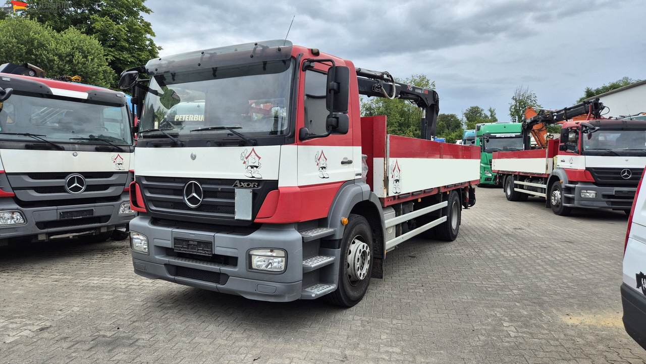 Mercedes-Benz 1833 HIAB Kran, Funk FB Scheckheft gepflegt bei Mercedes - Truk flatbed, Truk derek: gambar 1 Mercedes-Benz 1833 HIAB Kran, Funk FB Scheckheft gepflegt bei Mercedes - Truk flatbed, Truk derek: gambar 1