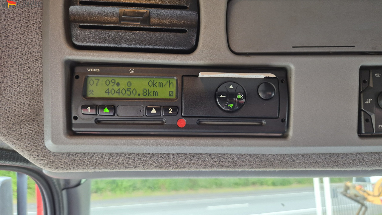 Mercedes-Benz 1833 HIAB Kran, Funk FB Scheckheft gepflegt bei Mercedes - Truk flatbed, Truk derek: gambar 2 Mercedes-Benz 1833 HIAB Kran, Funk FB Scheckheft gepflegt bei Mercedes - Truk flatbed, Truk derek: gambar 2