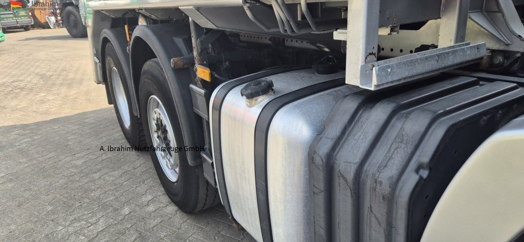 Mercedes-Benz 2544 L Meiller Absetzkipper 6x2, Vorlauf-Lenkachse - Truk skip loader: gambar 5 Mercedes-Benz 2544 L Meiller Absetzkipper 6x2, Vorlauf-Lenkachse - Truk skip loader: gambar 5
