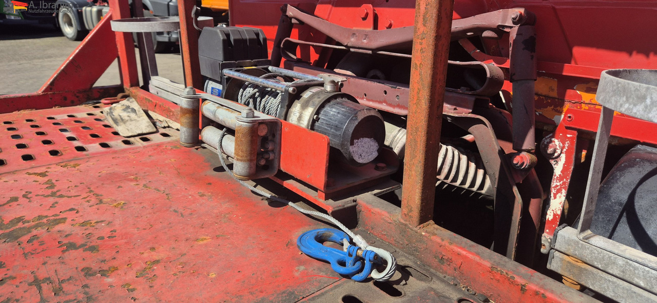 Mercedes-Benz 914 - Mobil derek: gambar 2 Mercedes-Benz 914 - Mobil derek: gambar 2