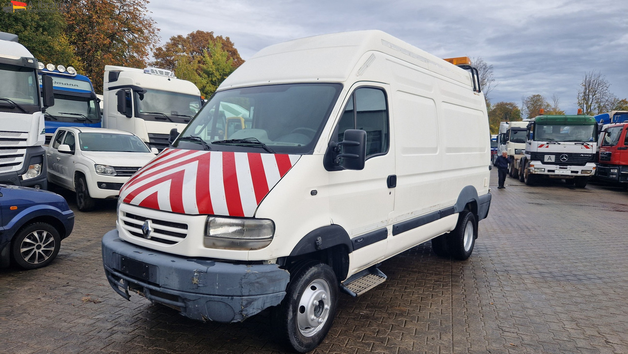 Renault 52AF, zwillingsbereift 2.8 nicht neu, aber läuft, - Van panel: gambar 1 Renault 52AF, zwillingsbereift 2.8 nicht neu, aber läuft, - Van panel: gambar 1