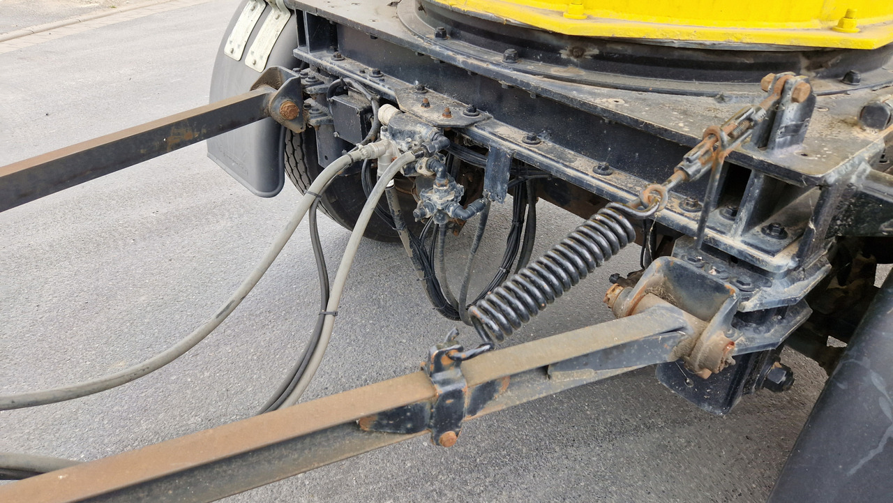 SPITZER SAPI 1832 Topzustand, einsatzbereit - Trailer tangki: gambar 5 SPITZER SAPI 1832 Topzustand, einsatzbereit - Trailer tangki: gambar 5