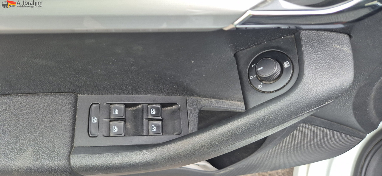 Skoda Octavia 2.0 TDI | 8-fach bereift - Mobil: gambar 3 Skoda Octavia 2.0 TDI | 8-fach bereift - Mobil: gambar 3