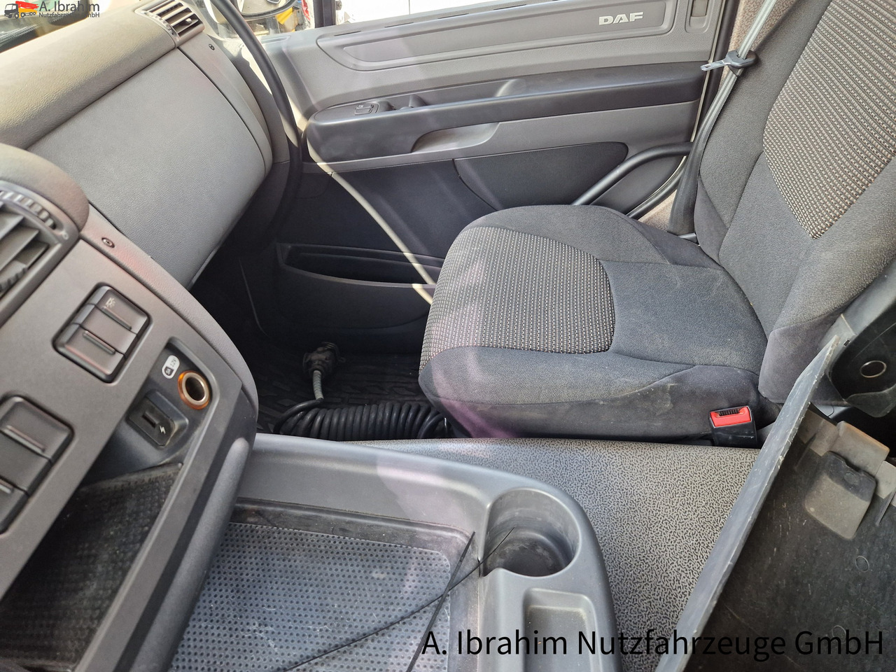 Daf CF 400 FT PTO für Kompressor Standklima, fehlerfrei - Tractor head: gambar 4 Daf CF 400 FT PTO für Kompressor Standklima, fehlerfrei - Tractor head: gambar 4