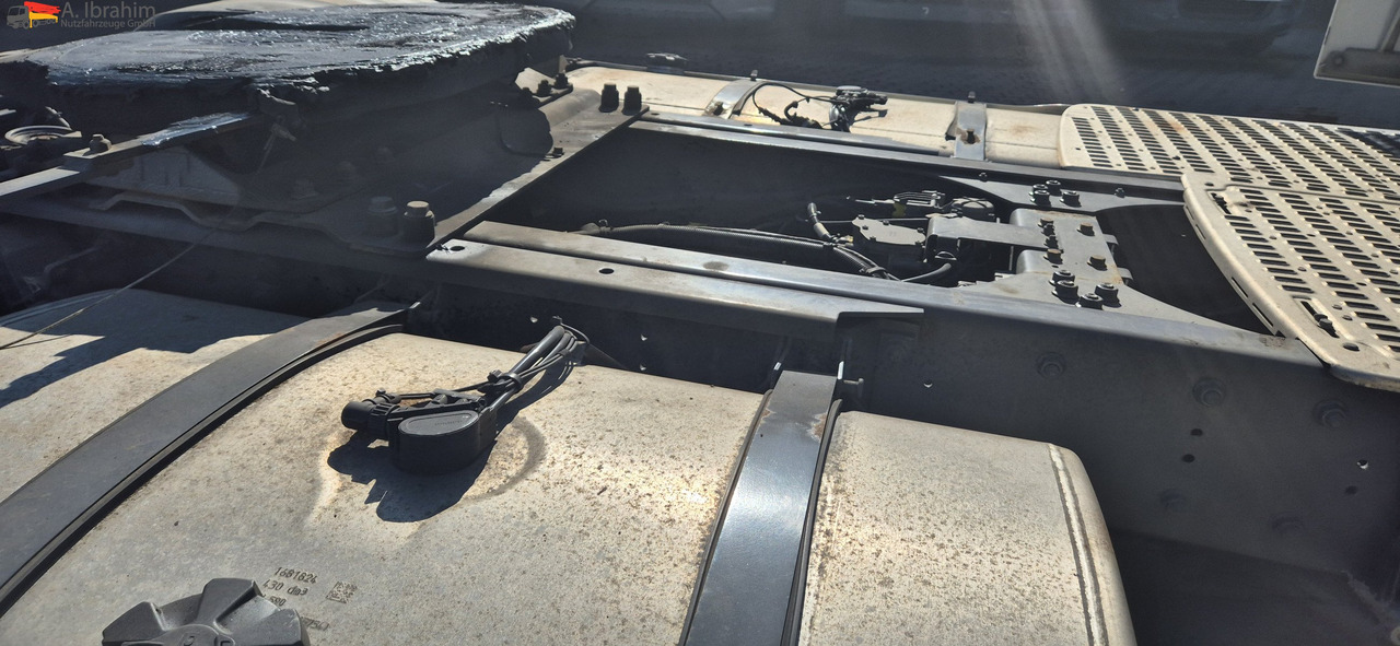 Daf XF 480 FT einsatzbereit Vollspoiler, Retarder 2xTank - Tractor head: gambar 3 Daf XF 480 FT einsatzbereit Vollspoiler, Retarder 2xTank - Tractor head: gambar 3