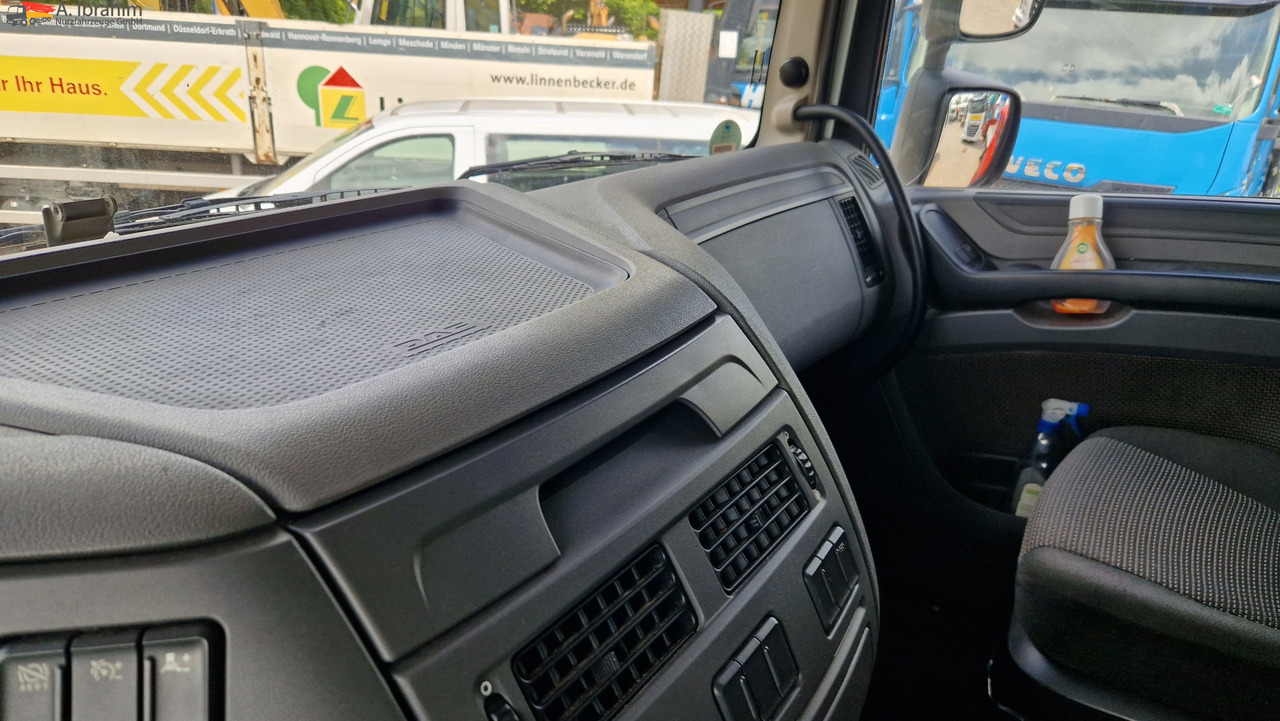 Daf XF460 Superspacecab, 2x Tank, Retarder - Tractor head: gambar 4 Daf XF460 Superspacecab, 2x Tank, Retarder - Tractor head: gambar 4