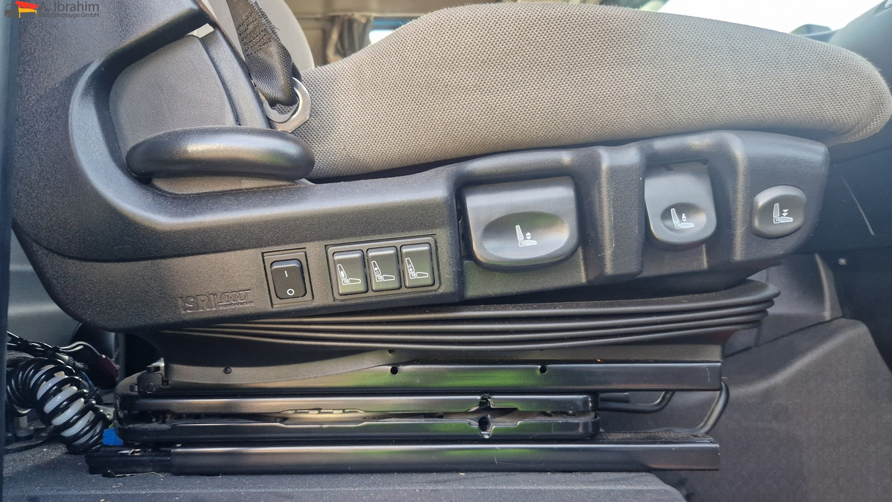 Iveco Stralis 460 Vollspoiler 3x vorhanden - Tractor head: gambar 4 Iveco Stralis 460 Vollspoiler 3x vorhanden - Tractor head: gambar 4