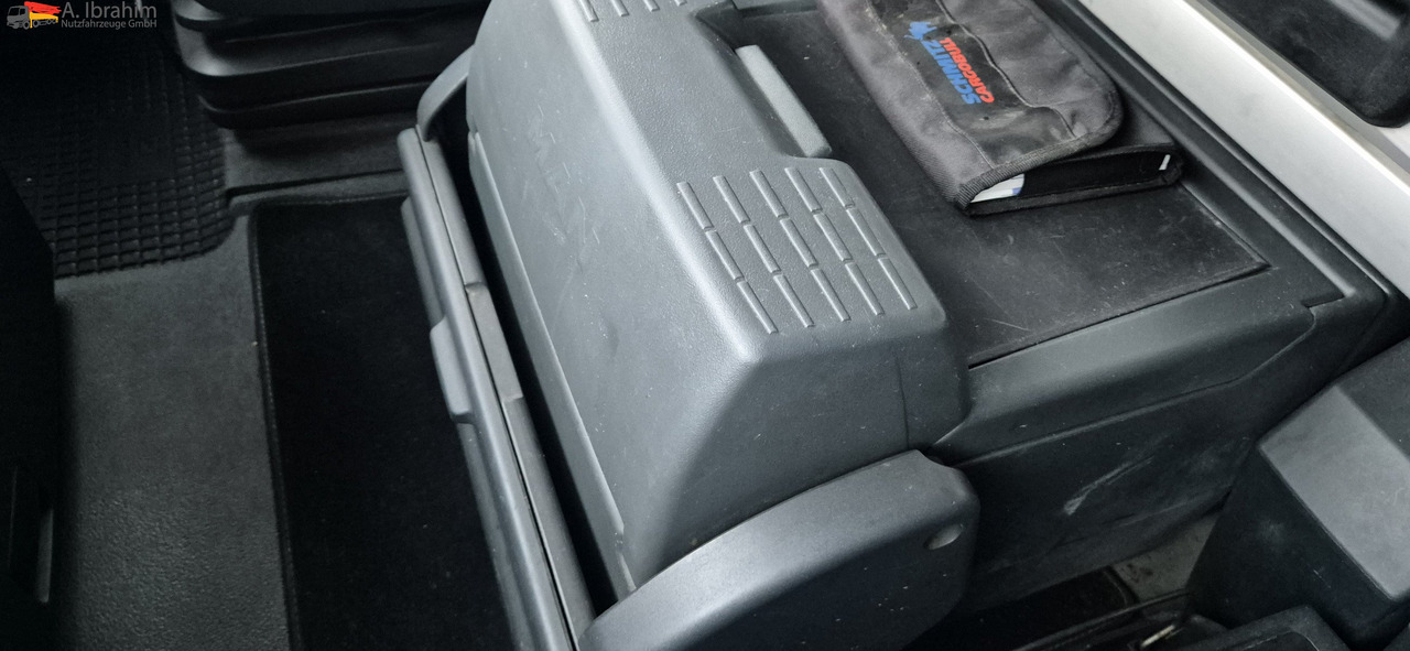 MAN TGX 18.400 Retarder, Klima, Kipphydraulik - Tractor head: gambar 4 MAN TGX 18.400 Retarder, Klima, Kipphydraulik - Tractor head: gambar 4