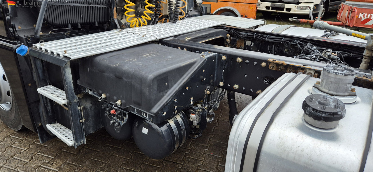 MAN TGX 18.400 Retarder, Klima, Kipphydraulik - Tractor head: gambar 5 MAN TGX 18.400 Retarder, Klima, Kipphydraulik - Tractor head: gambar 5