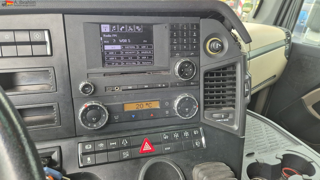 Mercedes-Benz 1840 mehrfach vorhanden - Tractor head: gambar 2 Mercedes-Benz 1840 mehrfach vorhanden - Tractor head: gambar 2