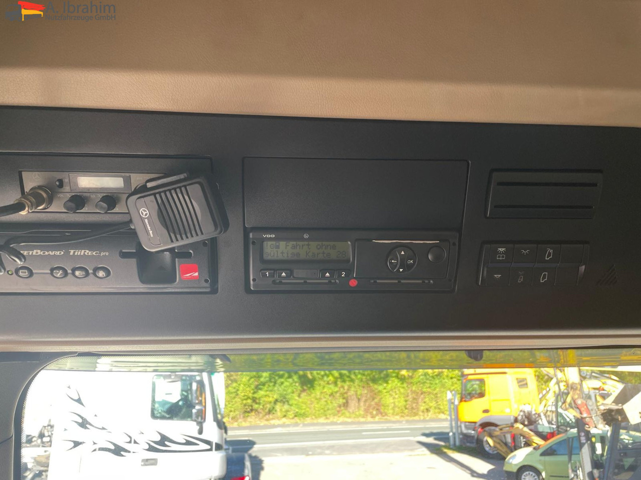 Mercedes-Benz 1842 LS Retarder Klima, Zustand gut, fehlerfrei deutsches Fahrzeug - Tractor head: gambar 3 Mercedes-Benz 1842 LS Retarder Klima, Zustand gut, fehlerfrei deutsches Fahrzeug - Tractor head: gambar 3